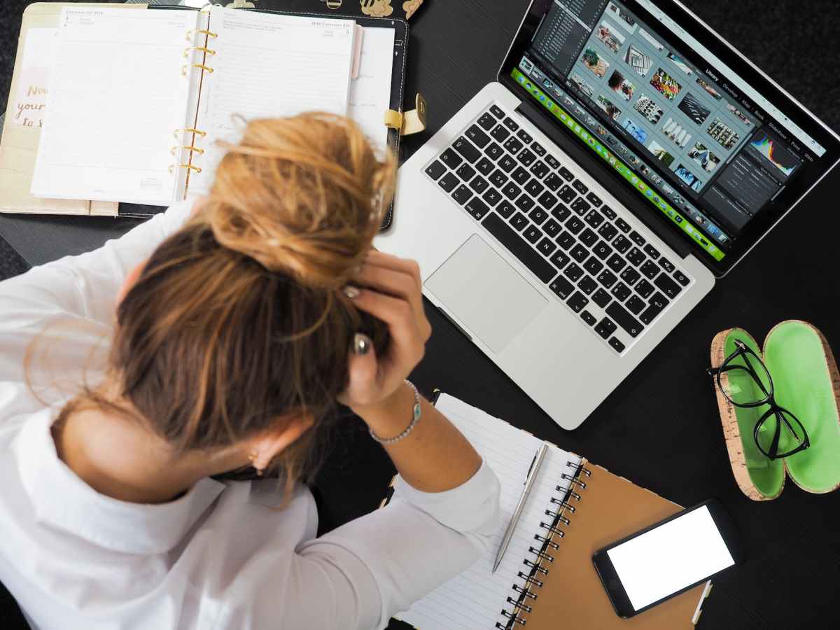 ¿Es causa suficiente para justificar un despido disciplinario el disfrute de un permiso sin autorización previa de la empresa?